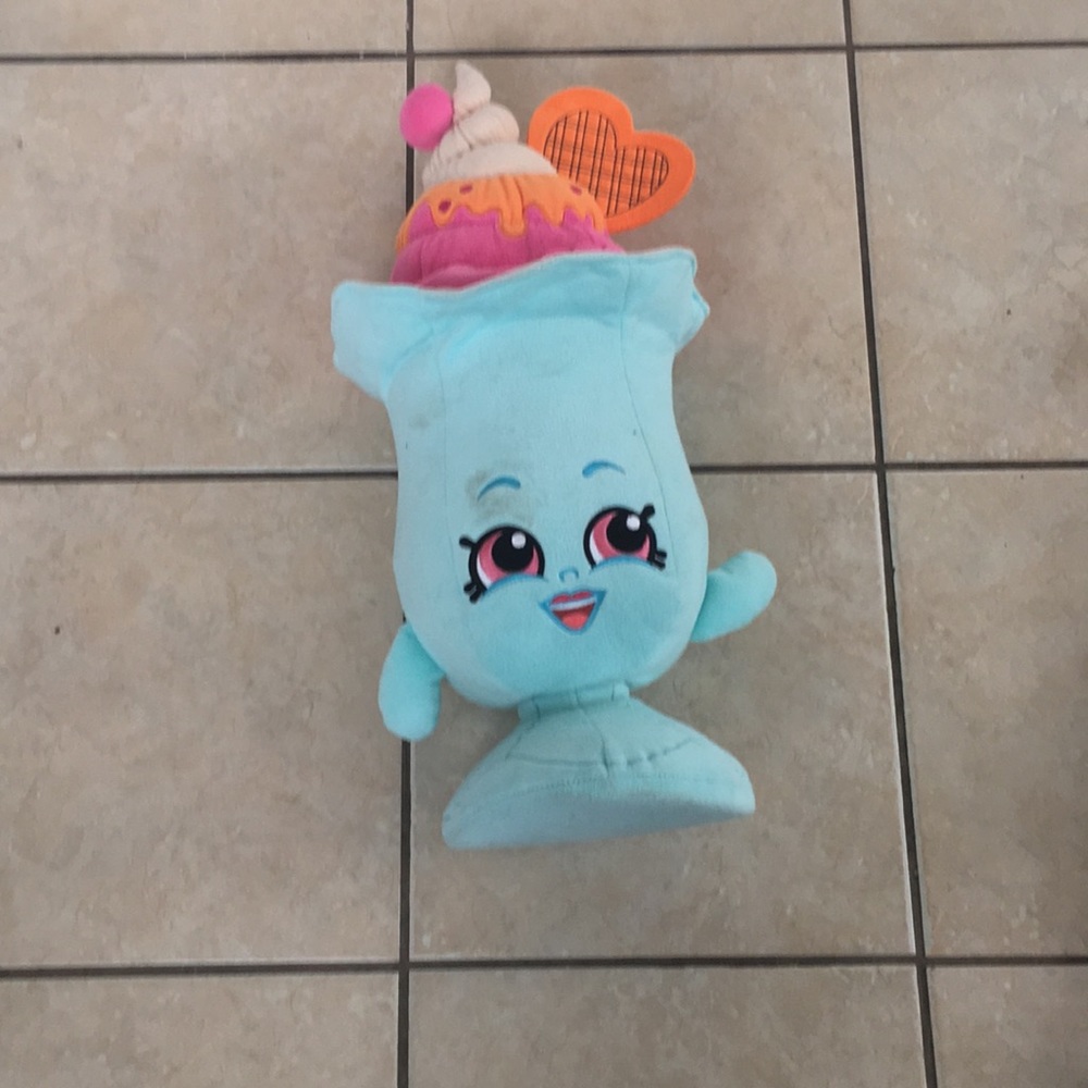 Shopkin stuffed milkshake